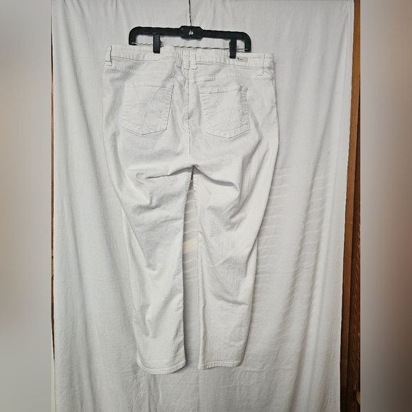 Kut from the Kloth Jeans, White, 16W - Picture 2 of 6